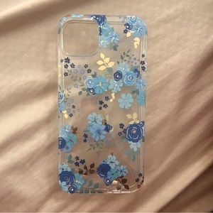 4 Phone cases bought for $9 each, selling all 4 cases for $22